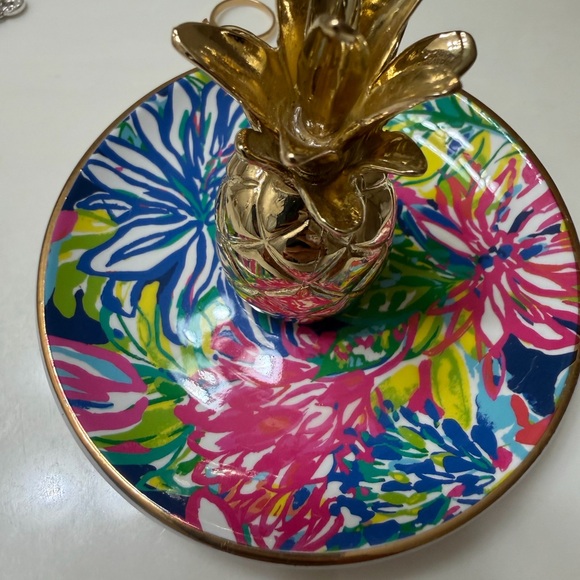 Lilly Pulitzer colorful pineapple jewelry holder - Picture 2 of 7